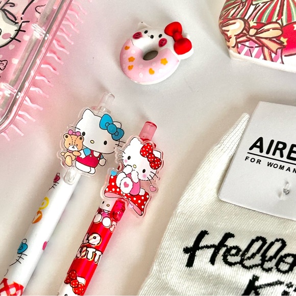 💝Hello Kitty Adorable Christmas Stocking Stuffer 6-Piece Mini Bundle - Picture 6 of 6